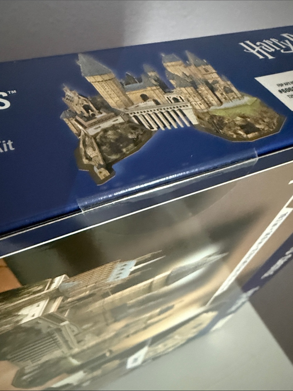 Harry Potter Hogwarts Castle 4D Puzzle - Blue & Tan - Picture 2 of 4